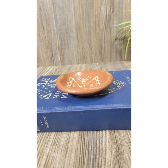 Vintage Ashtray Primitive Pottery with Butterfly, Small Catchall - Picture 3 of 4